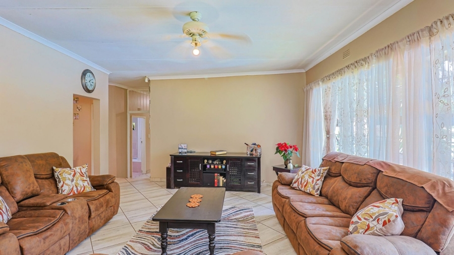 3 Bedroom Property for Sale in Safari Gardens North West